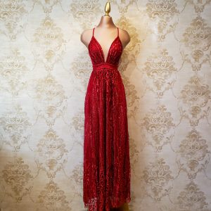 Vestido Rojo Largo Brillante de Noche - Almudena Boutique - Ropa para  mujer, Vestidos cortos, de noche y para novias