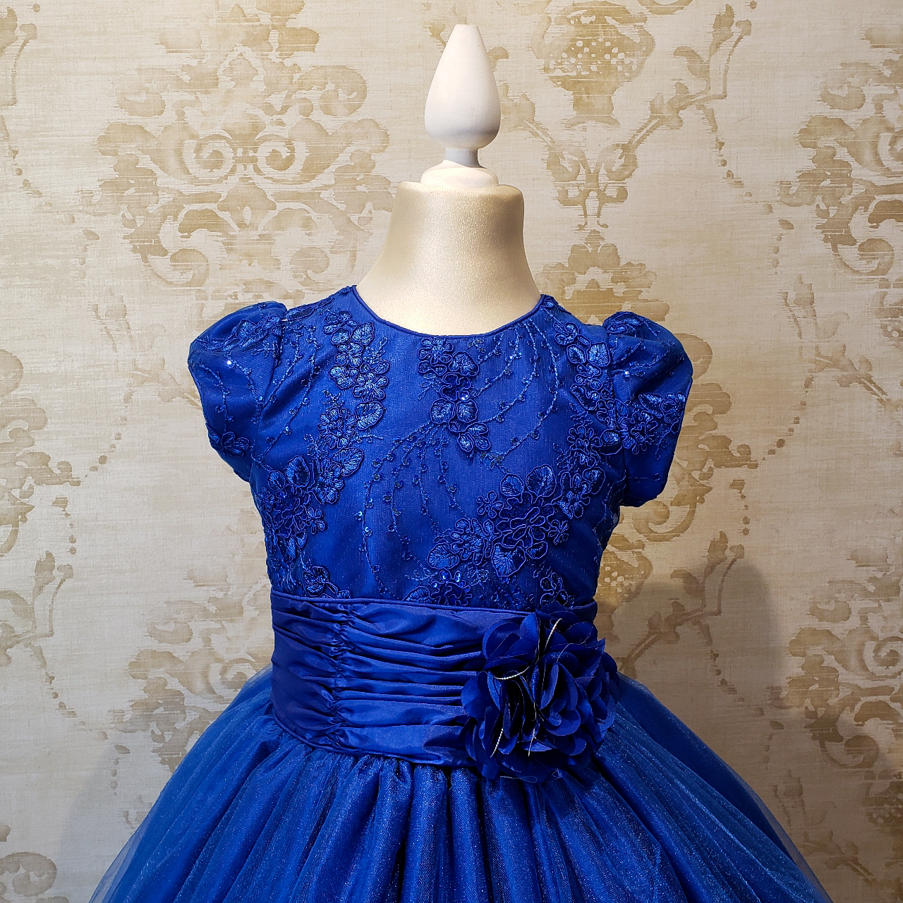 Vestido de Niña Fiesta Azul Rey con Flor Listón en Falda Talla 10 a 12 años  - Almudena Boutique - Ropa para mujer, Vestidos cortos, de noche y para  novias